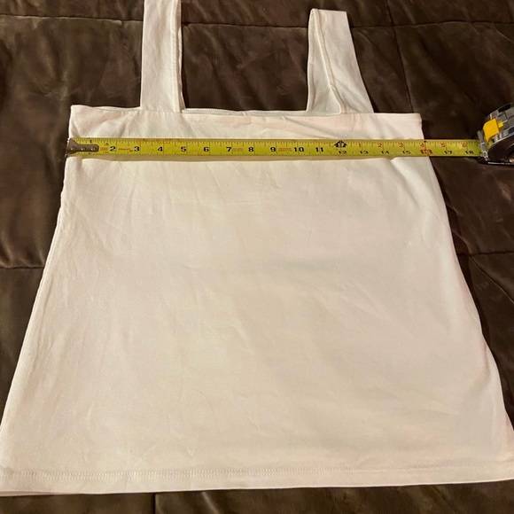 2 LOFT LINED BLACK AND WHITE SIZE MEDIUM TANK TOPS - Picture 2 of 10